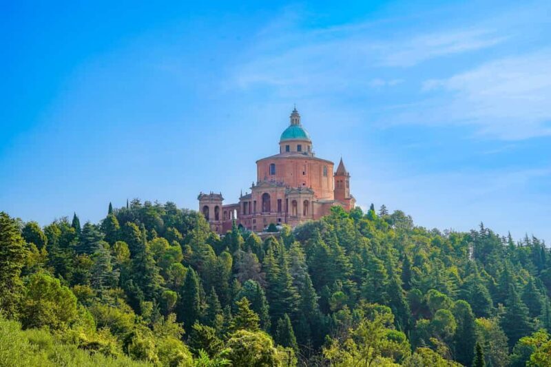 Bologna: Guided tour of the Basilica and Porticoes of San Luca - Practicalities and Accessibility