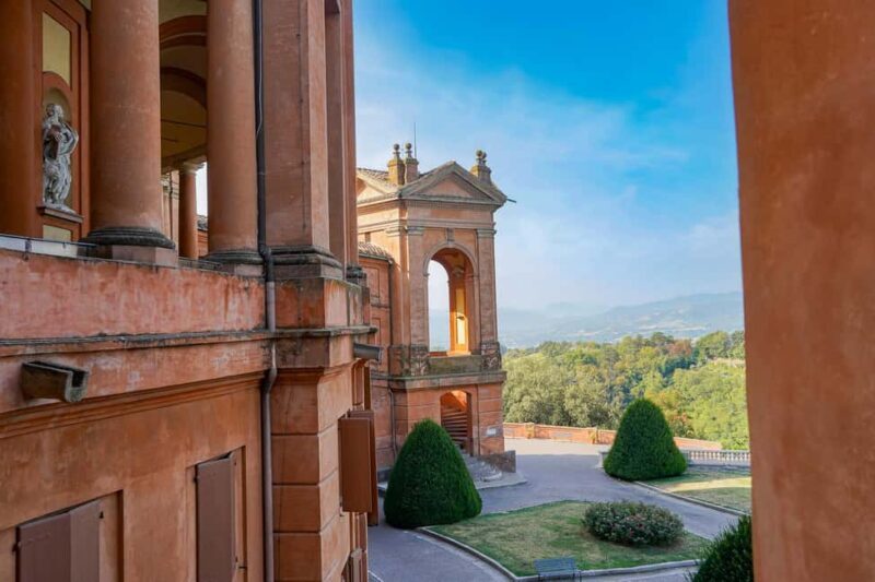 Bologna: Guided tour of the Basilica and Porticoes of San Luca - Who Should Consider This Tour?