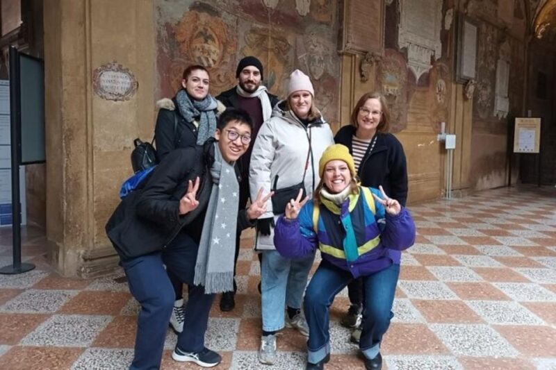 Bologna : Historic Center Walking Tour - Bologna: Historic Center Walking Tour