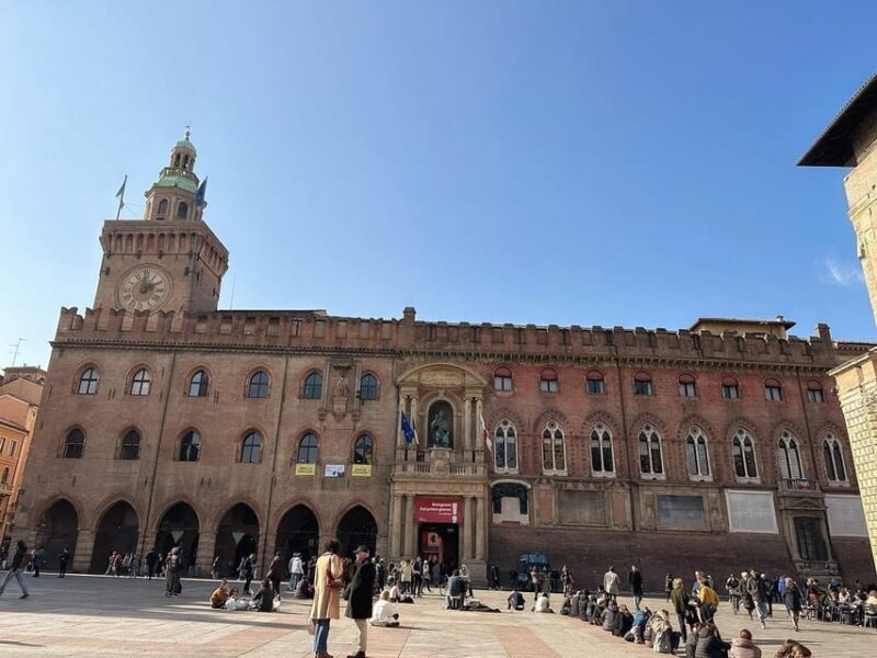 Bologna: Historical Highlights Walking Tour with Local Guide - The Two Towers and Medieval Heritage
