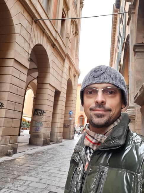 Bologna: Private Walking Tour with a Local - Who Is This Tour Best For?