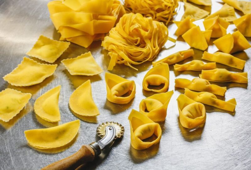 Bologna: Small Group Food market Walking Tour with Tasting - Who Should Book This Tour?