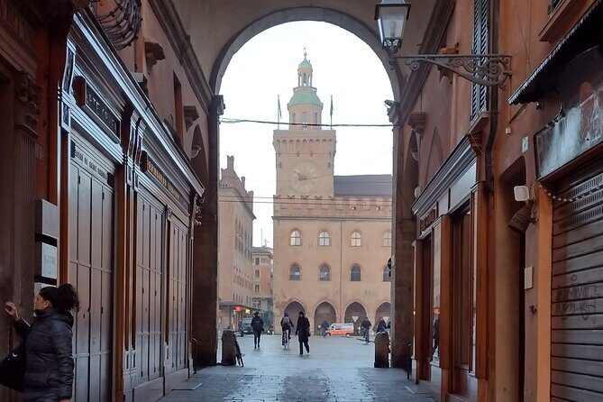 Bologna's Ancient and Recent History: A Self-Guided Audio Tour - Exploring Bologna: A Deep Dive
