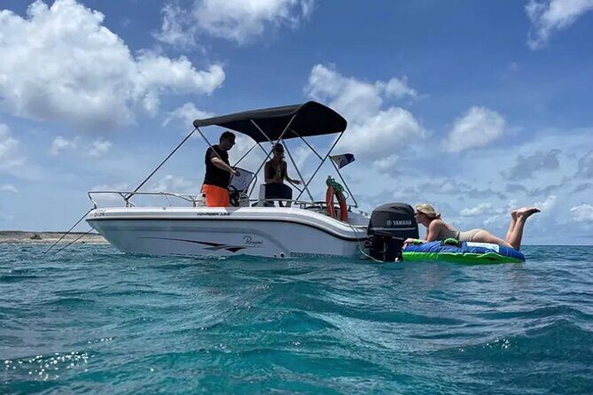 Bonaire Full Day Boat Rental Voyager 19 - Key Points