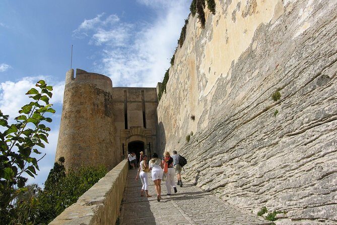 Bonifacio - Excursion From Sardinia - Frequently Asked Questions