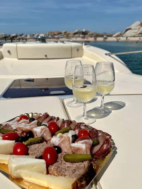 Bonifacio: Lavezzi Islands Full day Trip by Boat - Key Points