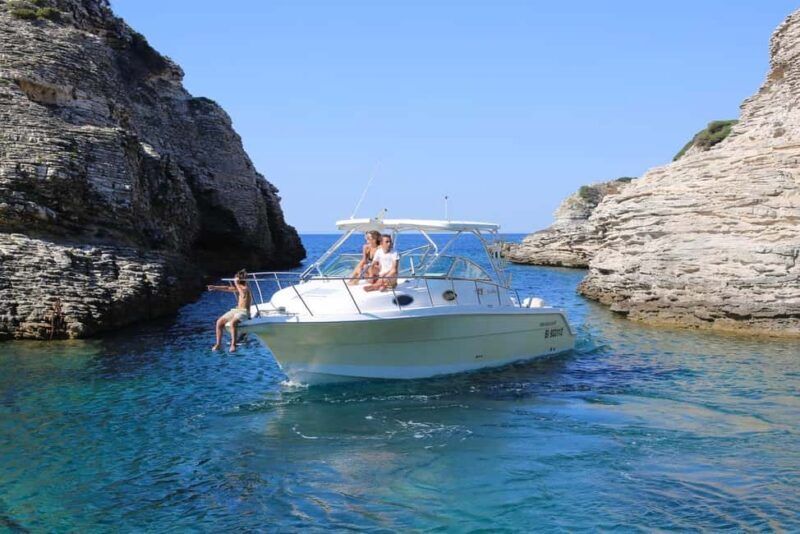 Bonifacio: Lavezzi Islands Full day Trip by Boat - FAQ