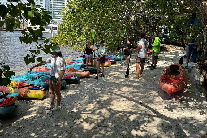 Bonnet House 2 Hour Rental (Paddleboard or Kayak) - Experience the Best of Fort Lauderdale’s Waterways with Bonnet House 2-Hour Rental