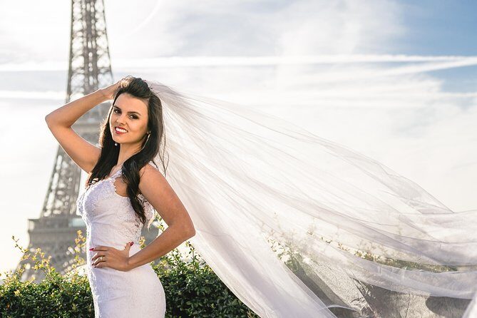 Book Exclusive Eiffel Tower Photoshoot Paris Photographer - The Itinerary Breakdown in Detail