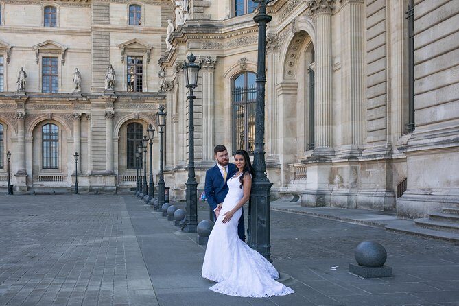 Book Exclusive Eiffel Tower Photoshoot Paris Photographer - Who Will Love This Tour?