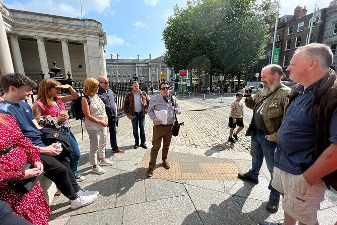 Book of Kells. Molly Malone. Medieval Dublin Castle Heritage Tour - Exploring Dublin’s Historic Heart