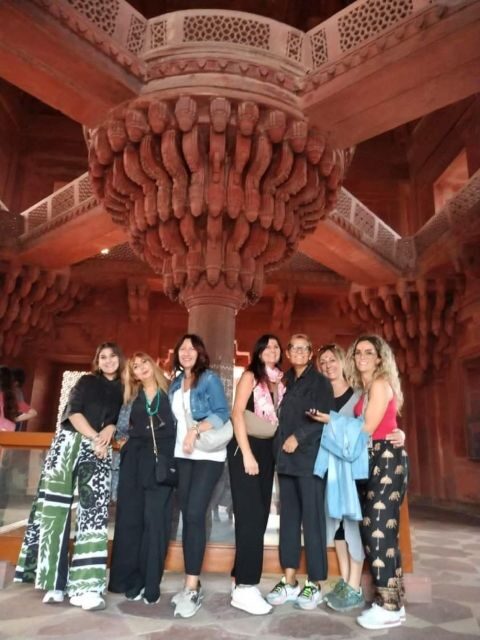 Book Official Tour Guide for Fatehpur Sikri. - FAQs