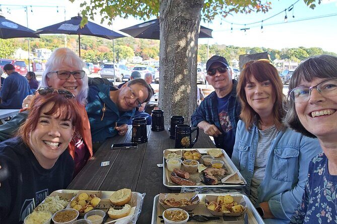Boos and Brews Walking Ghost Tour of Boothbay Harbor - A Genuine, Balanced Look at the Boos and Brews Walking Ghost Tour