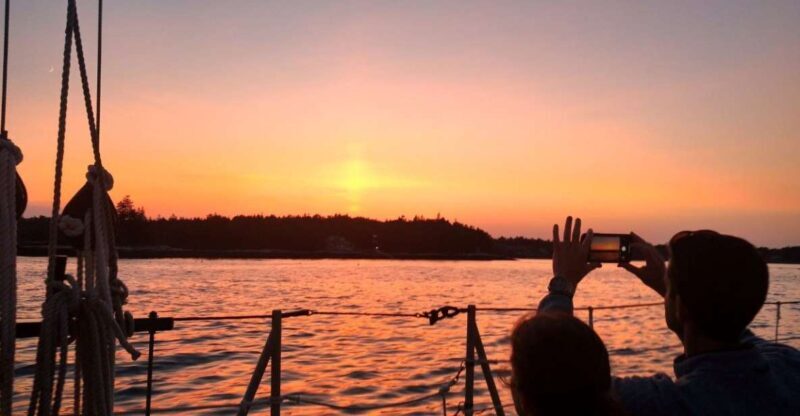 Boothbay Harbor: Sunset Sail to see the Maine Coastline - The Value of the Experience