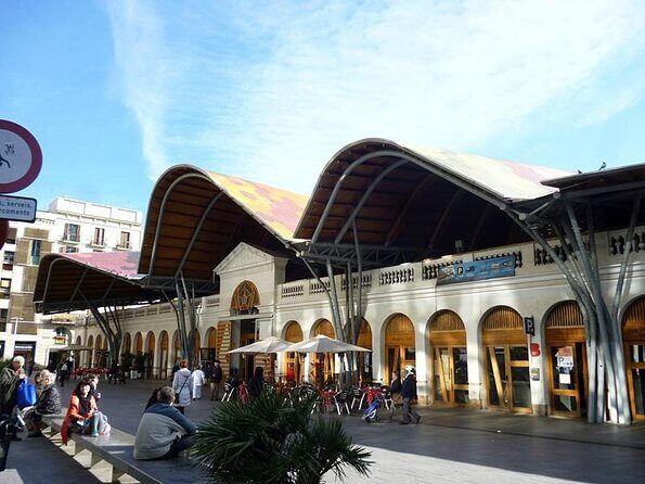 Boqueria & St Caterina Markets with Food & Tapas Small Group Tour - A Close Look at the Tours Highlights and Itinerary