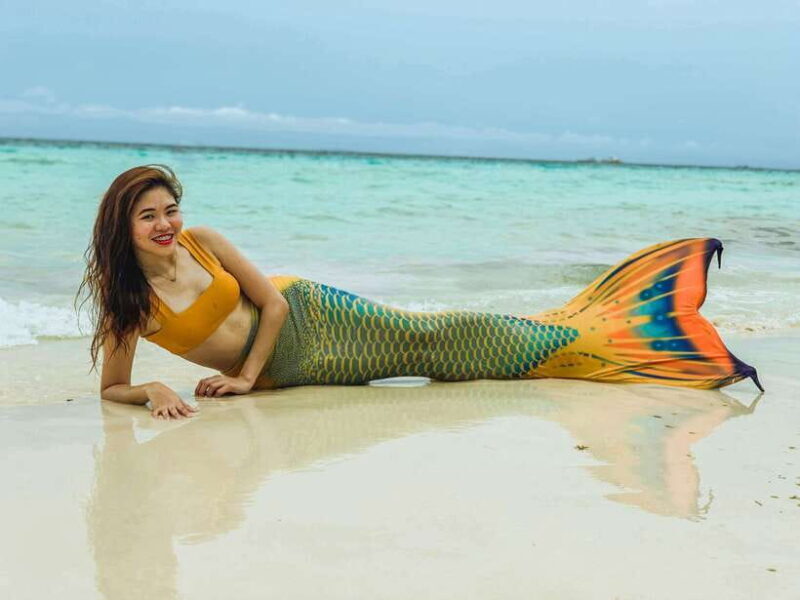 Boracay Island Hopping with Premium Boodle Fight Lunch - An In-Depth Look at Boracay Island Hopping with a Premium Boodle Fight Lunch