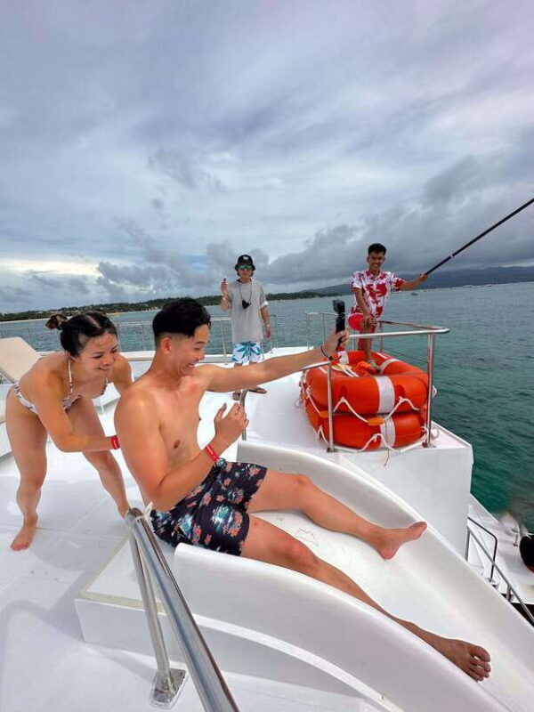 Boracay Sunset Cruise with RedWhale Party Yacht - FAQ