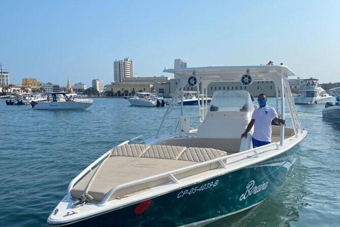 Boraina, 34 FT Luxury boat rental in Cartagena - Why Choose Boraina?