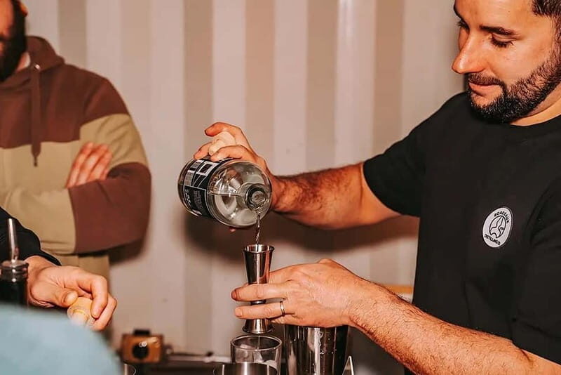 Bordeaux: 1H30 Mixology Workshop with Craft Distillers - Bordeaux: 1H30 Mixology Workshop with Craft Distillers