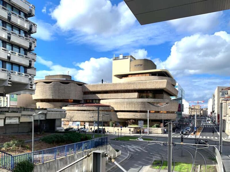 Bordeaux: all about Modernist Architecture! - Key Points