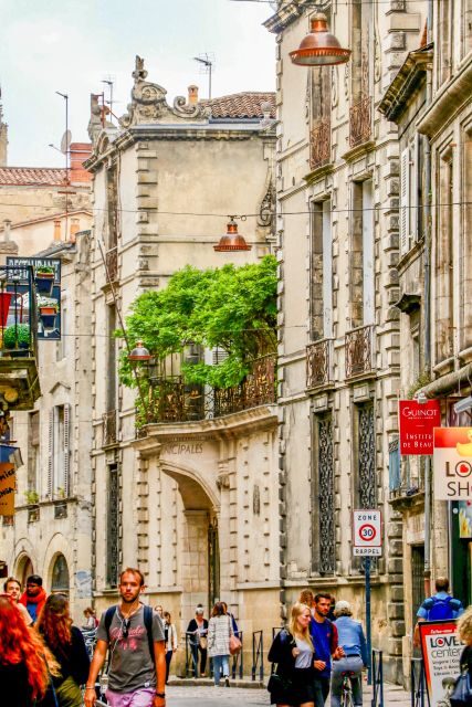 Bordeaux: Express Walk with a Local in 60 minutes - What to Expect on Your Short but Sweet Tour