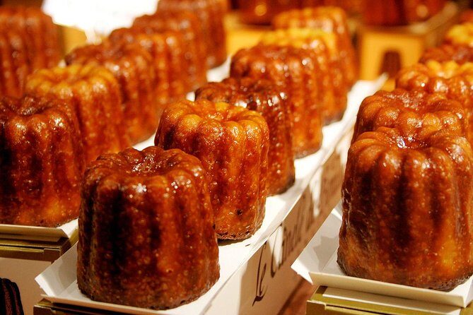 Bordeaux Old Town & Market Local Food with Wine Tastings Tour - Exploring Bordeaux’s Old Town with a Foodie Guide