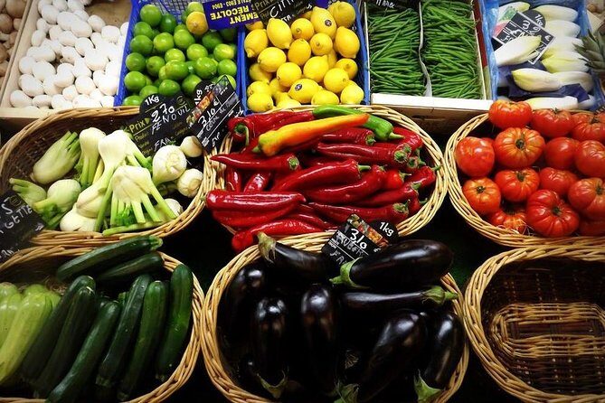 Bordeaux Old Town & Market Local Food with Wine Tastings Tour - The Wine and Food Pairings