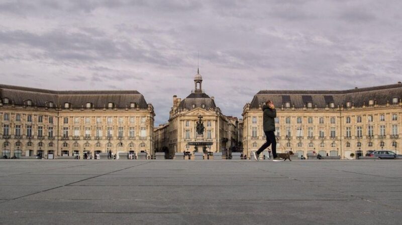 Bordeaux: Private Guided Walking Tour - Key Points
