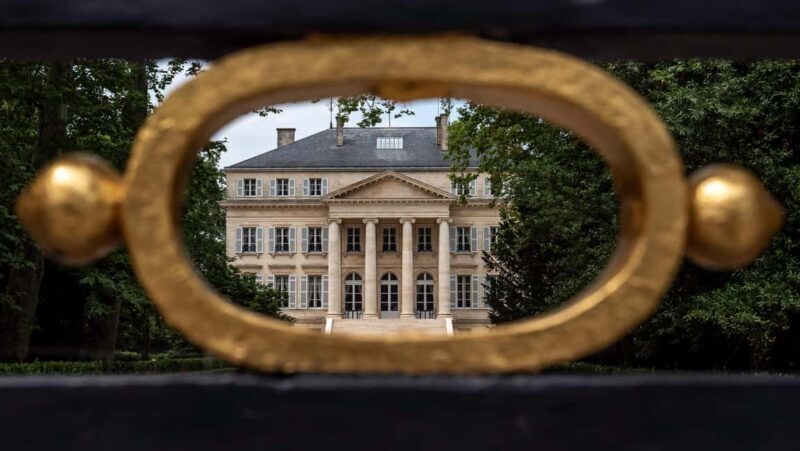 Bordeaux: Saint-Emilion and Medoc Full-Day Wine Experience - Saint-Emilion: The UNESCO Village