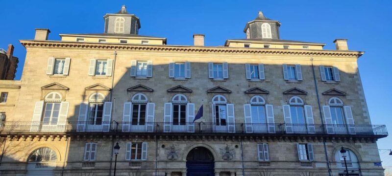 Bordeaux: Slave Trade Walking tour + Garonne Excursion - The Sum Up