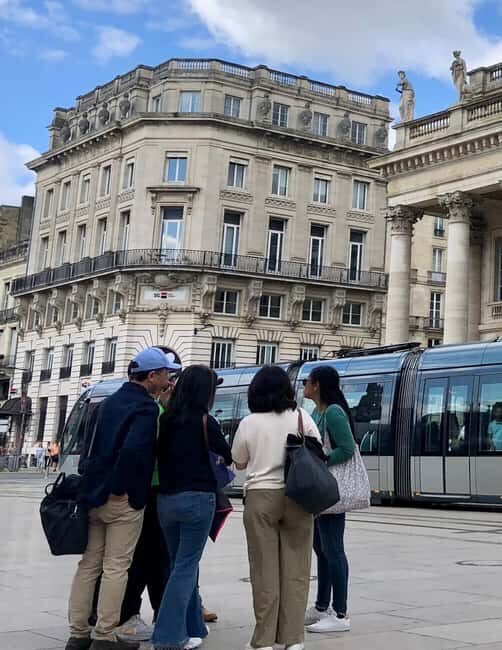 Bordeaux: Small group - Guided Walking Tour - Who Should Book This Tour?