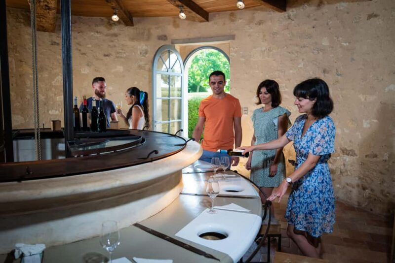 Bordeaux: Visite/dégustation hédoniste au Château de Reignac - Key Points