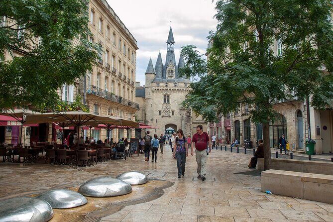 Bordeauxs Iconic Landmarks: A Private Bike Tour - An In-Depth Look at Bordeaux’s Landmark Tour