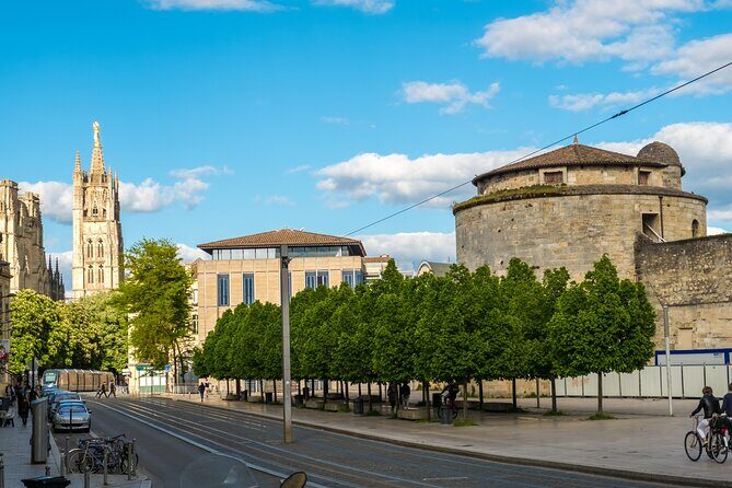 Bordeauxs Iconic Landmarks: A Private Bike Tour - Who Will Love This Tour?