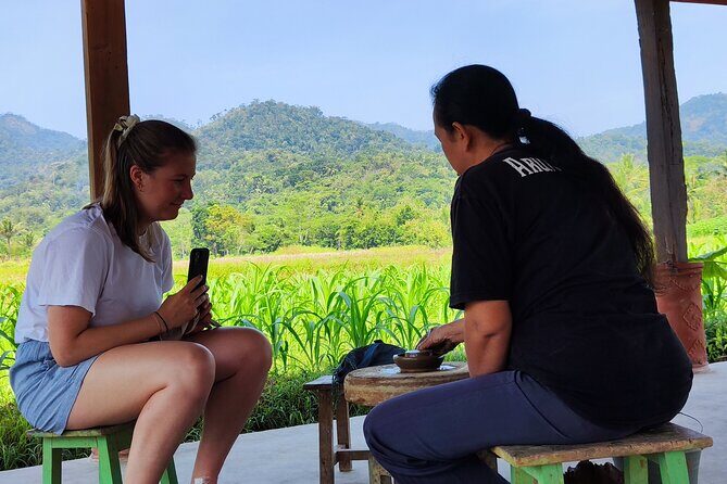 Borobudur and Prambanan Full Day Private Village Experience - Discovering Yogyakarta: A Deep Dive into the Tour