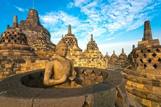 Borobudur and Prambanan Temple Private Tour from Yogyakarta - Exploring the Temples of Yogyakarta: Borobudur and Prambanan Private Tour