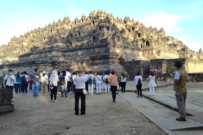 Borobudur Private Excursion From Semarang (Upper level access) - FAQ