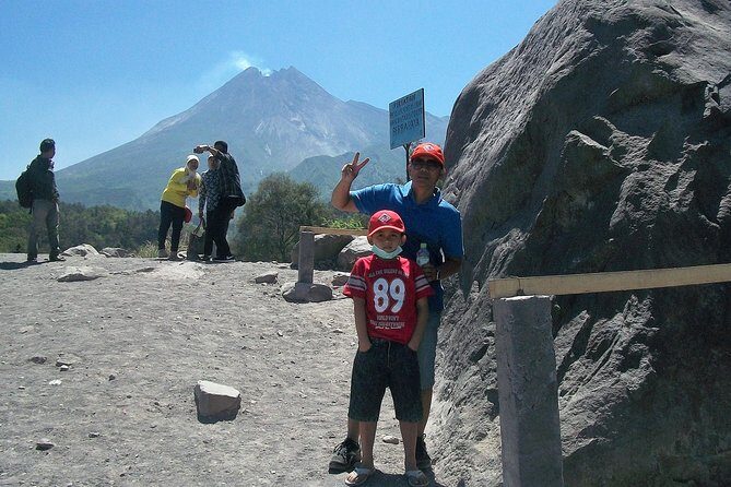 Borobudur Sunrise and Temples Tour from Yogyakarta - FAQ
