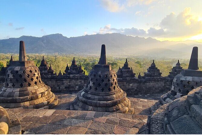 Borobudur Sunrise, Mt. Merapi & Prambanan Day Tour with Entry Fee - What Makes This Tour Stand Out?