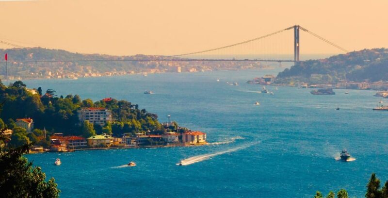 BOSPHORUS BUS & BOAT - Who Should Consider This Tour?
