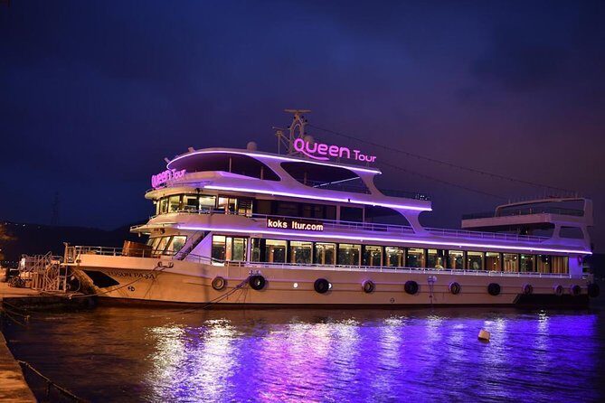 Bosphorus Dinner Cruise & Night Show from Istanbul - Dining and Entertainment