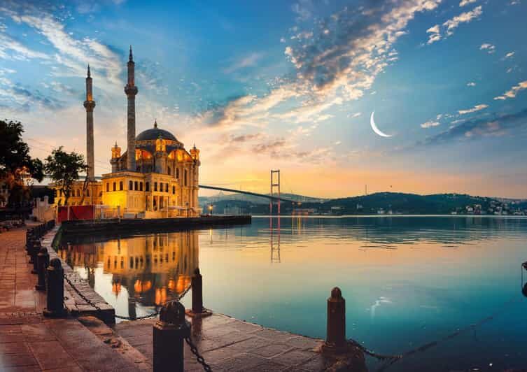 Bosphorus Tour in the Heart of Istanbul - Exploring the Bosphorus: A Deep Dive