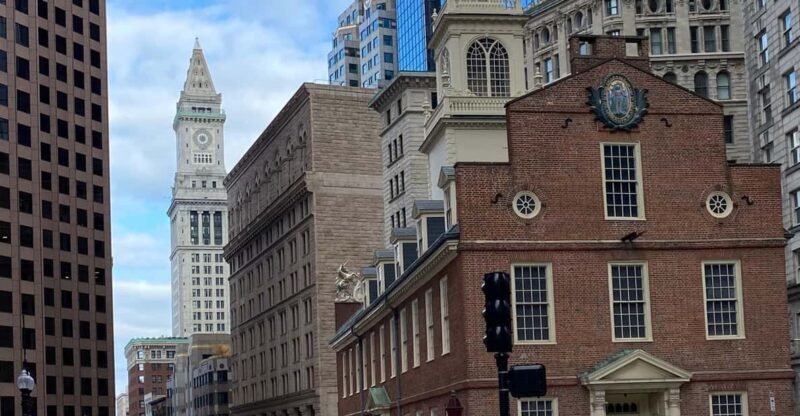 Boston: Freedom Trail Guided Walking Tour in French - Walking Through Boston’s Historic Streets in French