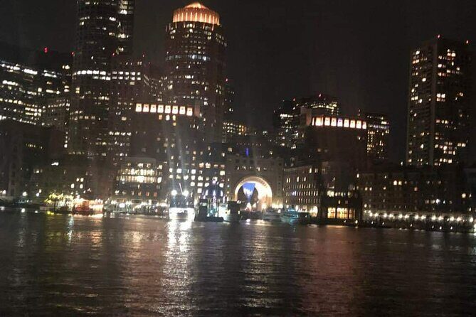 Boston Full Moon Cruise Tour - Who Should Consider This Tour?