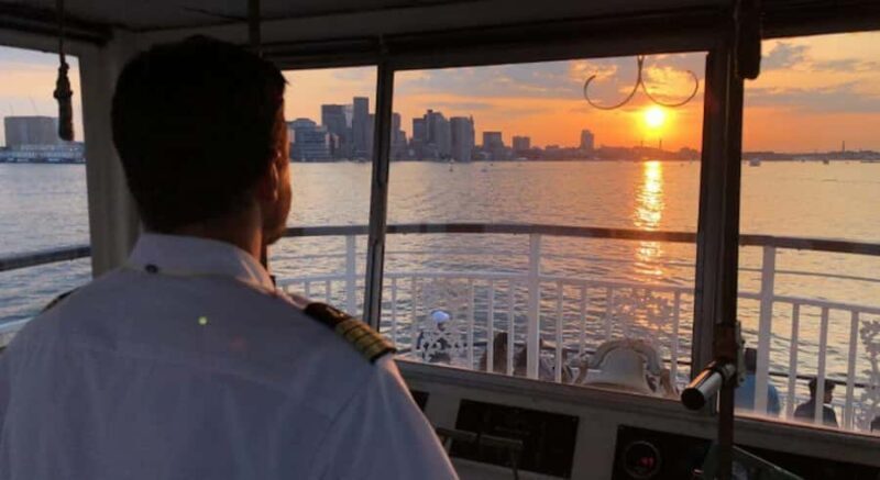Boston Harbor: Full Moon Cruise with Champagne Option - FAQ