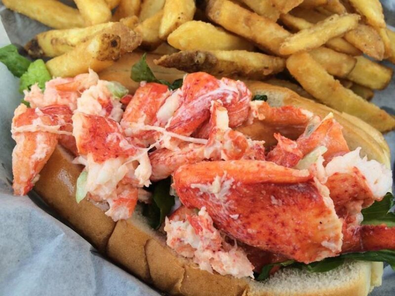 Boston: Iconic Food Tasting & History Tour - Downtown - A Closer Look at the Experience