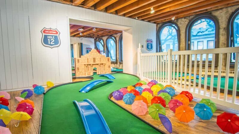 Boston: Putt Across America with US-Themed Mini Golf - Boston: Putt Across America with US-Themed Mini Golf