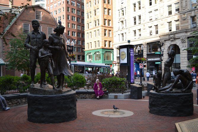 Boston Revolutionary War: At your own pace. An audiovisual walking tour. - Exploring Boston’s Revolutionary Heritage: A Deep Dive