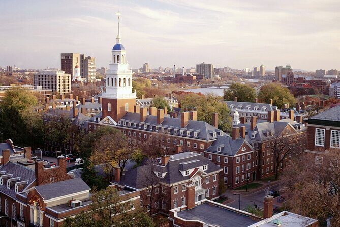 Boston Small Group Day Tour:Harvard, MIT and Boston Harbor Cruise - A Practical Guide to the Boston Small Group Day Tour