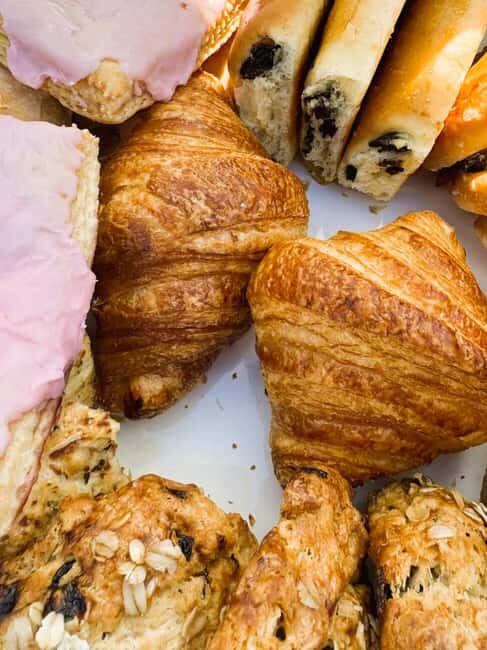 Boston: Sunday Pastry & Prosecco Sail on Boston Harbor - An In-Depth Look at the Boston Harbor Pastry & Prosecco Sail